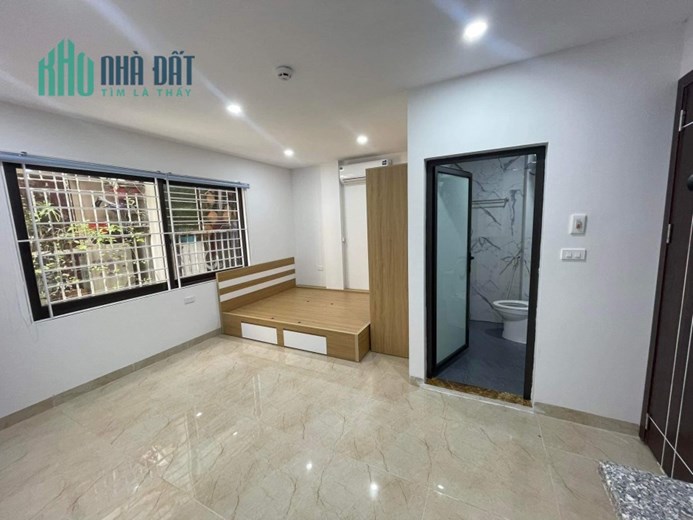 Tòa nhà 17P Khép kín Chùa Bộc 7T thang máy DT 100tr/tháng