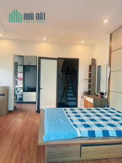 Cho thuê nhà nguyên căn địa chỉ : Nguyễn Hữu Thọ, quận Hải Châu đoạn  gần Tiểu LA