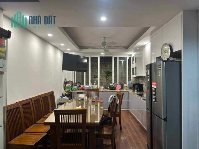 MẶT NGÕ 4m/VƯƠNG THỪA VŨ - THANH XUÂN - Ô TÔ - SÁT PHỐ - KINH DOANH - 68m2 NỞ HẬU, 2 THOÁNG
