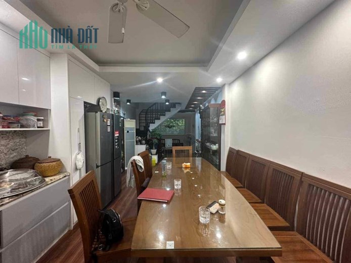 MẶT NGÕ 4m/VƯƠNG THỪA VŨ - THANH XUÂN - Ô TÔ - SÁT PHỐ - KINH DOANH - 68m2 NỞ HẬU, 2 THOÁNG