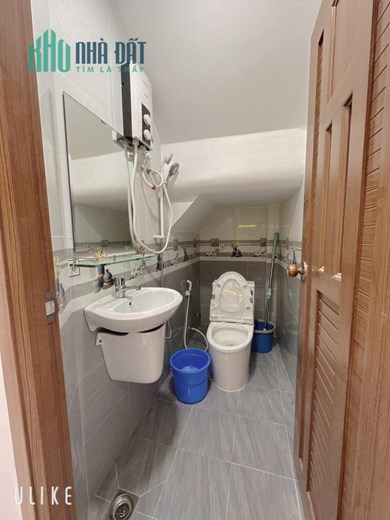 KHU VIP TÊN LỮA BÌNH TÂN GẦN 38M2 2 TẦNG ĐẸP Ở NGAY CHỈ 3 TỈ xxx.