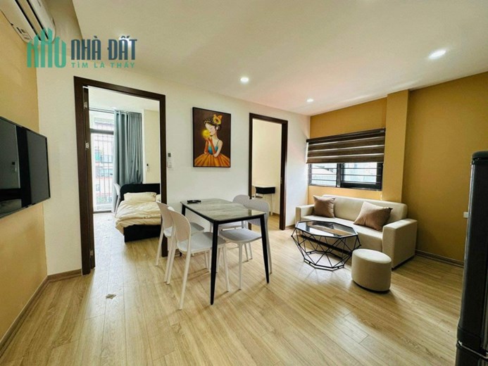 Tòa nhà căn hộ Trần Thái Tông Cầu Giấy Gara ô to 8T thang máy 20P khép kín full nội thất DT 130tr /