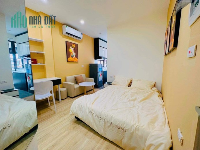 Tòa nhà căn hộ Trần Thái Tông Cầu Giấy Gara ô to 8T thang máy 20P khép kín full nội thất DT 130tr /