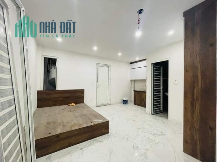 Tòa nhà căn hộ cao cấp Hào Nam 7T thang máy 14P khép kín DT 70 tr/ tháng