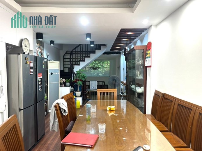 Bán nhà phân lô QĐ 65m2 Vương Thừa Vũ, giá nhỉnh 9 tỷ