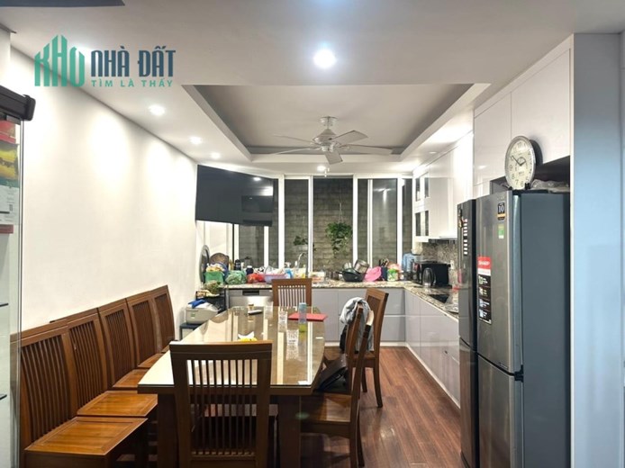 Bán nhà phân lô QĐ 65m2 Vương Thừa Vũ, giá nhỉnh 9 tỷ