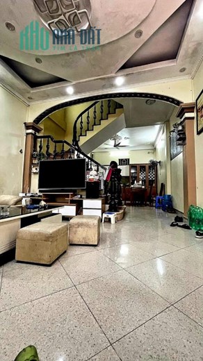Bán nhà chính chủ KV ĐỀN LỪ phường Hoàng Văn Thụ. DT 48m × 5T chỉ 4 tỷ 250 triệu