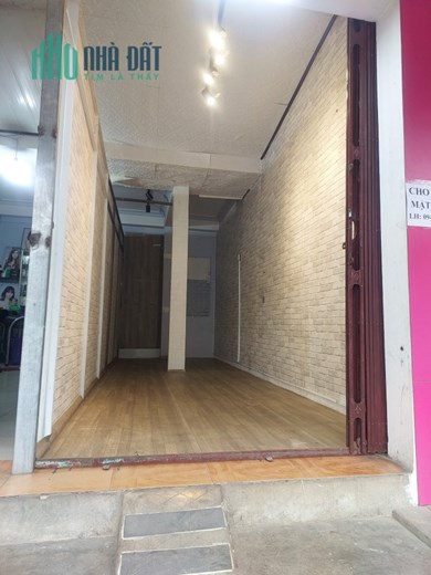 Cho thuê mặt bằng nhỏ như hình Địa chỉ: 161 Phù Đổng Thiên Vương ,phường 8, Đà Lạt