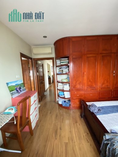 Bán Căn hộ Tháp B Chung cư Xuân Thủy, Cầu Giấy. 109m2, T9, giá 4 tỷ 85