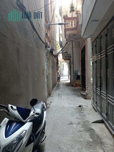 Bán nhà Dương Quảng Hàm, Cầu Giấy. 42mx5; giá 4 tỷ 7. Phương