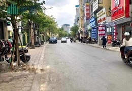 Bán nhà riêng Chợ ThịTrấn Văn Điển, 40m, 5 tầng