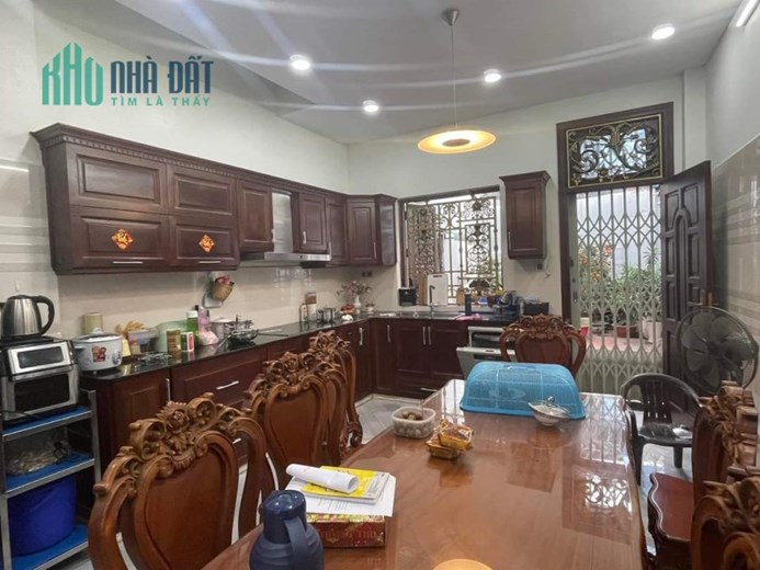 Định Cư Mỹ Bán Gấp Nhà HXH Hòa Bình, Kế Bên CV Đầm Sen, 113m2, 4 Tầng Mới, Chỉ 13 Tỷ TL.