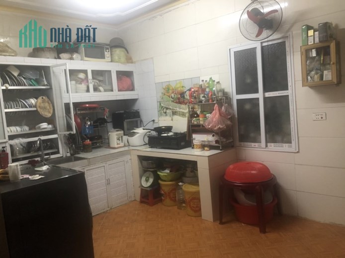 Cho thuê nhà 2 tầng phố Bà Triệu, Liên Bảo , Vĩnh Yên - Giá 13tr/tháng