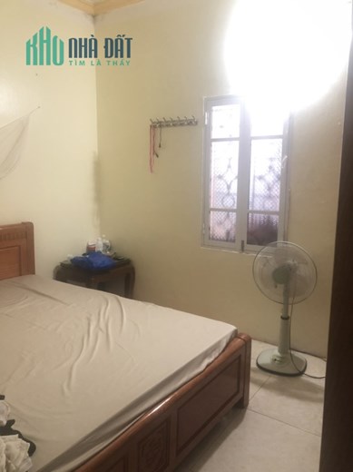 Cho thuê nhà 2 tầng phố Bà Triệu, Liên Bảo , Vĩnh Yên - Giá 13tr/tháng