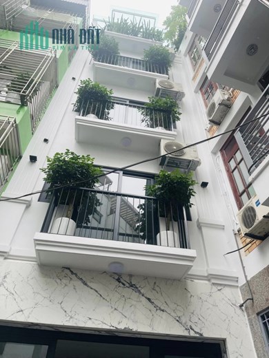 Bán nhà phố Nguyễn Quý Đức, ngõ ô tô, DT 45.5m2 x 5Tầng, MT 4.4m. Sổ vuông.