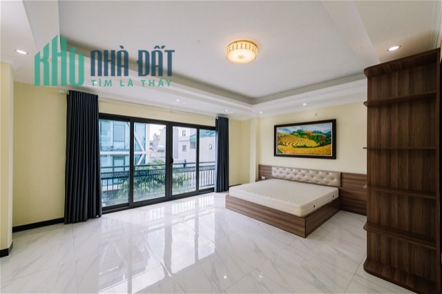 Bán nhà phố Hoàng Quốc Việt, Quận Cầu Giấy, TP Hà Nội 58m 6 tầng 19.1tỷ