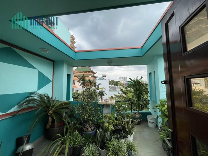 NHÀ ĐẸP CHÍNH CHỦ-  CẦN BÁN NHANH CĂN NHÀ Hai Mặt Tiền Đẹp Tại Quận 4 - HCM