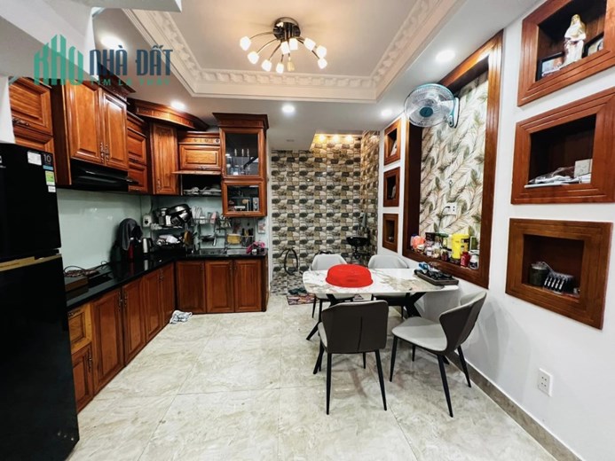 Bán nhà Hẻm xe hơi 5m, Lê Đức Thọ, 4x14m, 5 tầng cực mới chỉ 5.9 tỷ TL