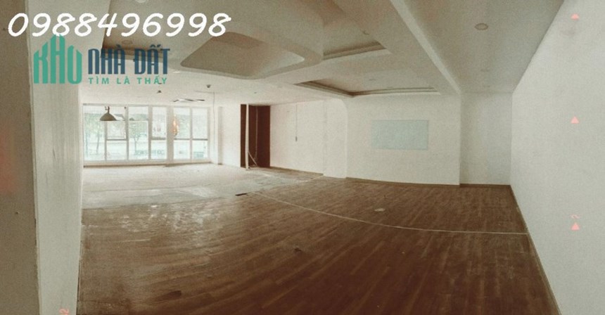 Đẳng Cấp và Sự Tiện Nghi Hợp Nhất tại Orient Office Building!