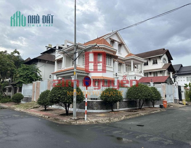 Zim Nguyễn Bán Biệt thự 14A33 Thảo Điền, Fideco Giá 105 tỷ