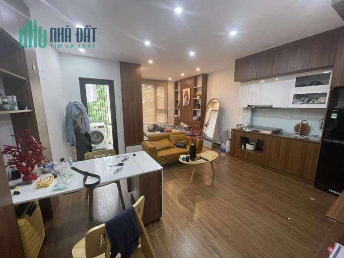 Bán nhà Mặt ngõ Oto Bưởi 45m², 6 tầng, MT 5.5m, giá 10.5 tỷ Ba Đình. Mua liên hệ: O94lO7l689