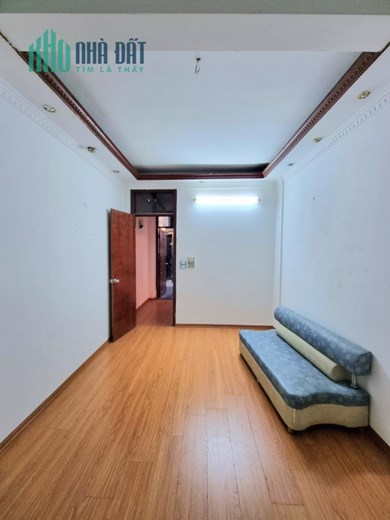 LÁNG HẠ - NHÀ KIÊN CỐ - 38M2 X 5 TẦNG 1 TUM - 5 NGỦ - 2 THOÁNG - BA GÁC ĐỖ CỬA - HƠN 4 TỶ