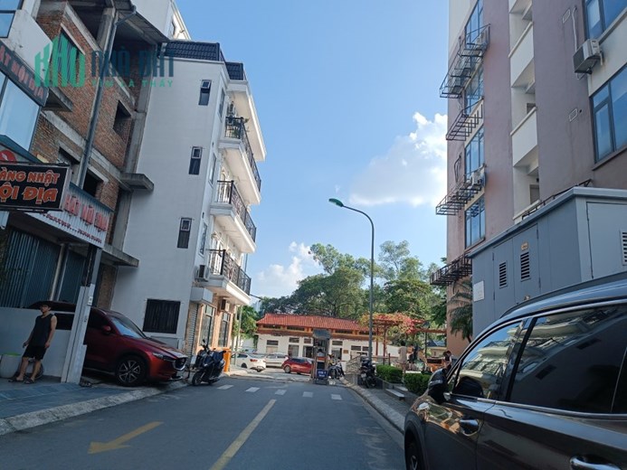 Chính Chủ Nhờ Tìm Khách Thuê Mặt Bằng Kd chân đế chung cư, quận Hoàng Mai