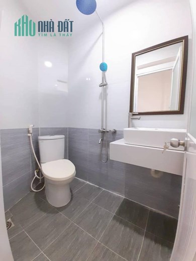 ✏️✏️✏️Giảm 50tr, giá chào mới 2.82 tỷ
⛺️⛺️⛺️NHÀ GÒ VẤP CHỈ 2.82 TỶ - 33M2 - 2PN, 2WC .
Đường số