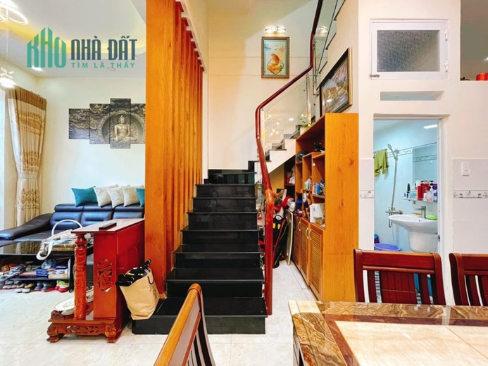 BÁN NHÀ ĐẸP MÊ LY, HXH NGAY LÊ QUANG ĐỊNH GIAO NƠ TRANG LONG, 4TẦNG 4PN 4WC, NỞ HẬU TÀI LỘC, TẶNG