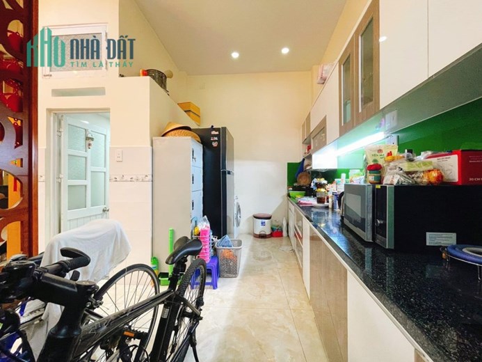 BÁN NHÀ ĐẸP MÊ LY, HXH NGAY LÊ QUANG ĐỊNH GIAO NƠ TRANG LONG, 4TẦNG 4PN 4WC, NỞ HẬU TÀI LỘC, TẶNG