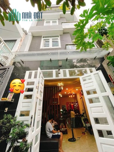 Nhà phố 4 tầng mới ở ngay Lê Quang Định - 160m sàn - 4 PN - Giá rẻ hơn thị trường
