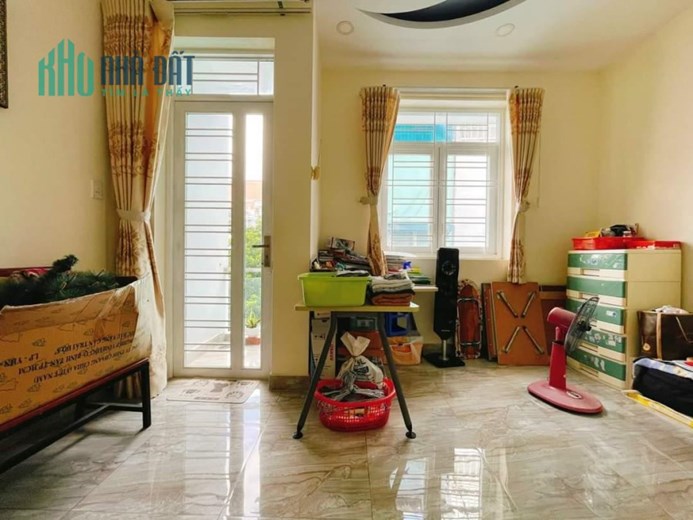 Nhà phố 4 tầng mới ở ngay Lê Quang Định - 160m sàn - 4 PN - Giá rẻ hơn thị trường