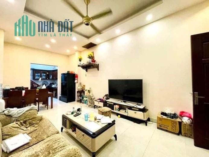 BÁN NHÀ PHỐ LÊ THANH GHỊ GẦN TRƯỜNG ĐẠI HỌC BÁCH KHOA- QUẬN HAI BÀ TRƯNG DT:50M2 x 4 TẦNG x