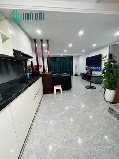 💥Nhà đẹp Ngọc Thụy LB Dt 42m2 5 tầng Mt 4.4m Full N thất gần Oto Ở Đầu tư 3.55 tỷ