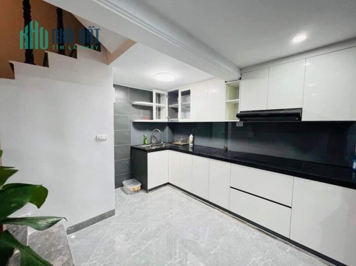 💥Nhà đẹp Ngọc Thụy LB Dt 42m2 5 tầng Mt 4.4m Full N thất gần Oto Ở Đầu tư 3.55 tỷ
