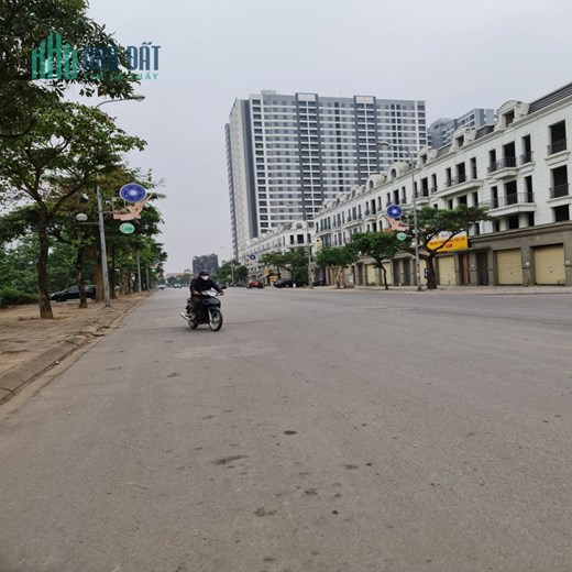 SDCC cần bán nha căn nhà 6 tầng 100m2 mặt phố Thành Trung, Trâu Quỳ, GL HN. Lh 0936098052