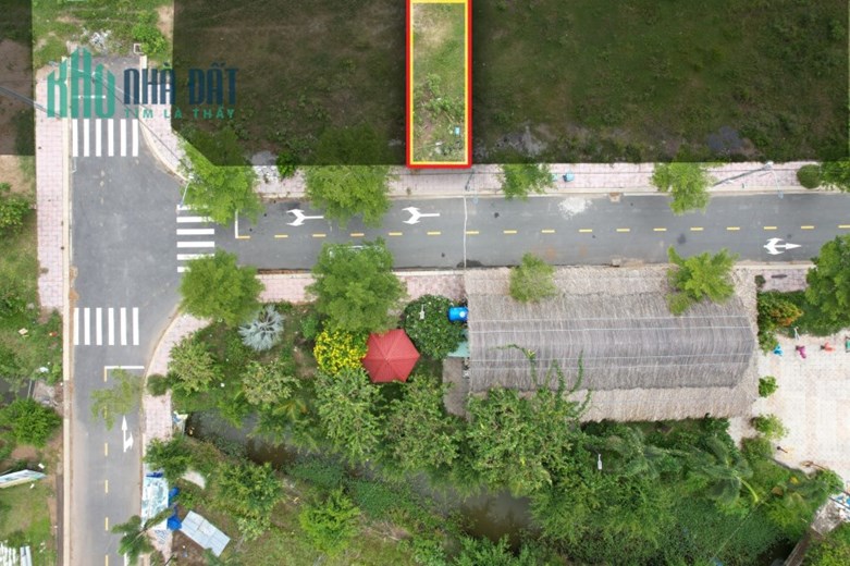 Nền E2 16 Kdc Long Cang, View Công Viên, Chợ ,  trường học, TT TM , Sổ hồng,cắt lỗ 200tr