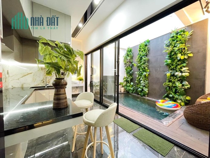 Cần bán căn Vila mini 3 tầng mê,kiệt Trần Cao Vân, Đà Nẵng(có hồ bơi).