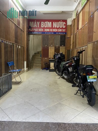 Chính chủ cho thuê nhà tầng 1 mặt đường Trường Chinh, Thanh Xuân, Hà Nội.