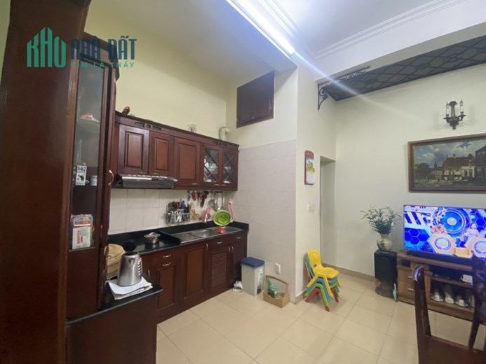 TRUNG KÍNH - PHÂN LÔ CÁN BỘ - 50M2 X 4 TẦNG KIÊN CỐ - VỈA HÈ - Ô TÔ TRÁNH - DÂN TRÍ CAO - CÁCH MẶT