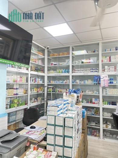 SANG NHƯỢNG NHÀ THUỐC ĐỊA CHỈ 2A THOẠI NGỌC HẦU, PHƯỜNG HOÀ THẠNH , QUẬN TÂN PHÚ, THÀNH PHỐ HỒ CHÍ