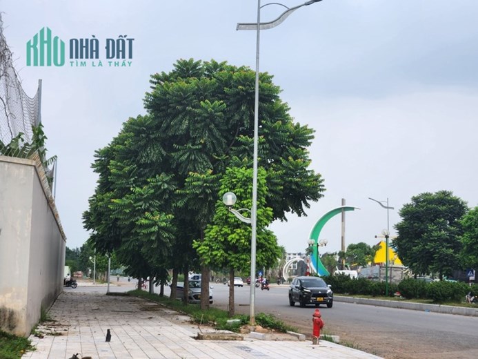 HÀNG HIẾM - ĐẤT NGỌC THỤY – GIA THƯỢNG – THÔNG SỐ ĐẸP – GẦN CÔNG VIÊN NGỌC THỤY – ĐỐI DIỆN TRƯỜNG