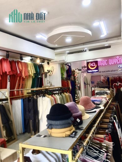 CẦN SANG NHƯỢNG LẠI MẶT BẰNG CỰC ĐẸP  ĐỊA CHỈ; Trung Tâm 195 Lý Thương Kiệt - Dĩ An