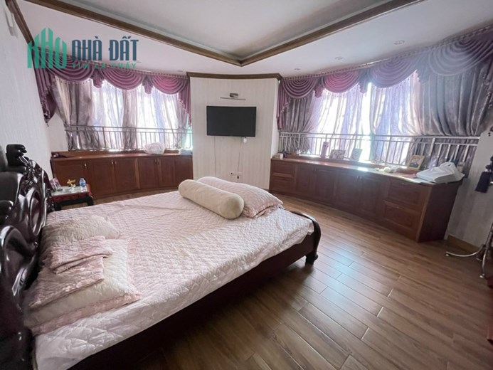 Chính chủ Nhượng Lại Căn góc 146m2 3PN  chung cư MD Complex Nguyễn Cơ Thạch Mỹ Đình Full Nội Thất