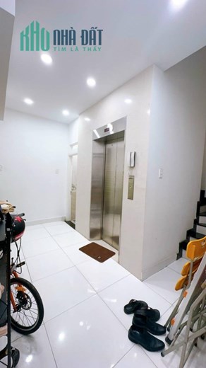 👉 SIÊU PHẨM Q4- Nhà 5 Tầng XE HƠI 🚗 NGỦ TRONG NHÀ + Đặc Biệt Có Thang máy *Căn góc 2MT