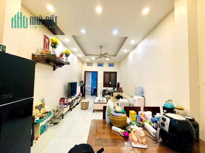 LÔ GÓC - CHỦ TỰ XÂY - NỘI THẤT ĐẸP, TOÀN GỖ LIM - NỞ HẬU.  Hai Bà Trưng, - Lê Thanh Nghị 45m, 4T,