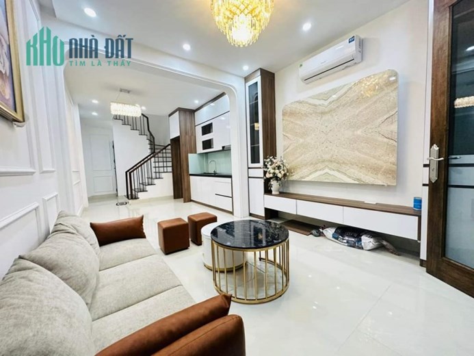 Bán nhà Xã Đàn,30M ra mặt phố ,41Mx5 tầng,MT 3.8M ,ngõ ba gác tránh xe máy. Giá chỉ 5.1 tỷ