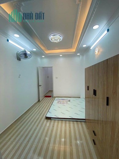 TỈNH LỘ 10 GIÁ 2.3 TỶ - 4 TẦNG BTCT - HXH THÔNG 5M