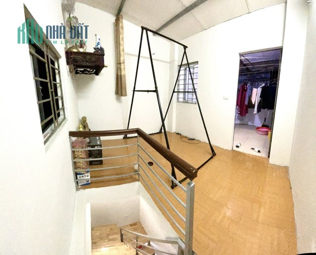 BÁN GẤP NHÀ 3 TẦNG - SỔ RIÊNG - NGAY TIMES CITY – 20M2 X 3 TẦNG X 1.9 TỶ