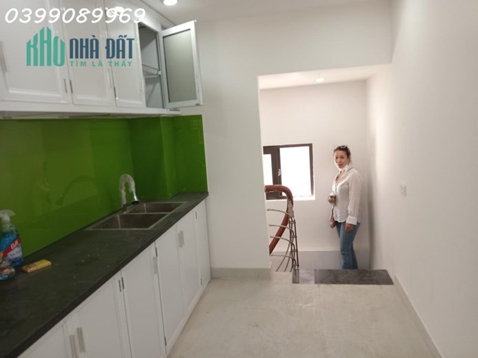 BÁN GẤP 4 TẦNG - SỔ RIÊNG- VUÔNG ĐẸP - CÁCH Ô TÔ TRÁNH 5 MÉT - SIÊU XINH – 18m2 x 4 TẦNG – 2.48 TỶ